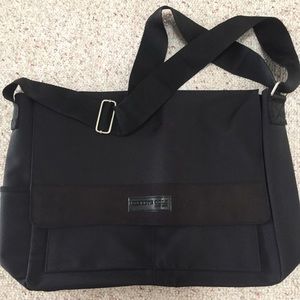 FINAL SALE! Kenneth Cole messenger bag